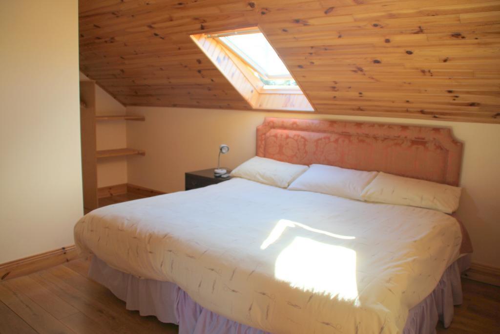 Woodview House Bed And Breakfast Ballinrobe Room photo